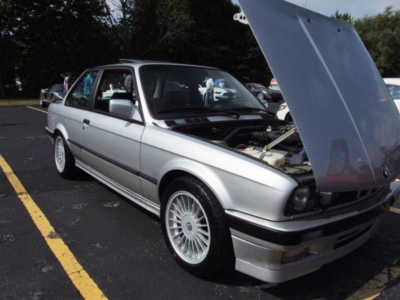 Illustration for article titled 5th Annual Cleveland Euro Car Cruise-in 7-31-2016, a very large photo dump